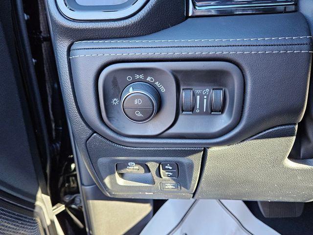 2026 Ram 1500 Limited Crew Cab 4x4 5'7" Box