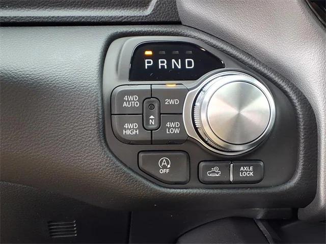 2026 Ram 1500 Laramie Crew Cab 4x4 5'7" Box