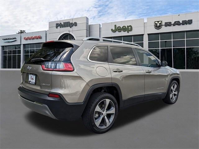 2019 Jeep Cherokee Limited FWD