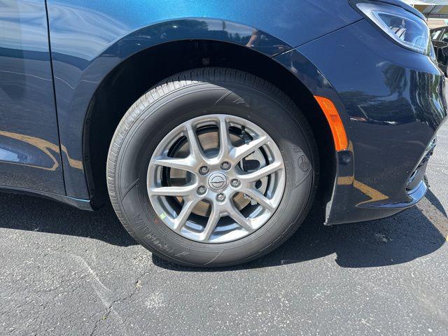 2025 Chrysler Pacifica PACIFICA SELECT