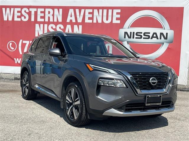 2023 Nissan Rogue Platinum FWD