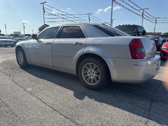 2010 Chrysler 300 Touring/Signature Series/Executive Series