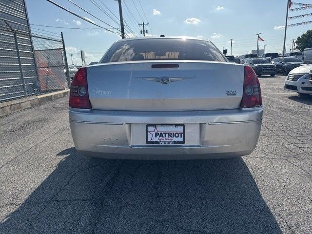 2010 Chrysler 300 Touring/Signature Series/Executive Series
