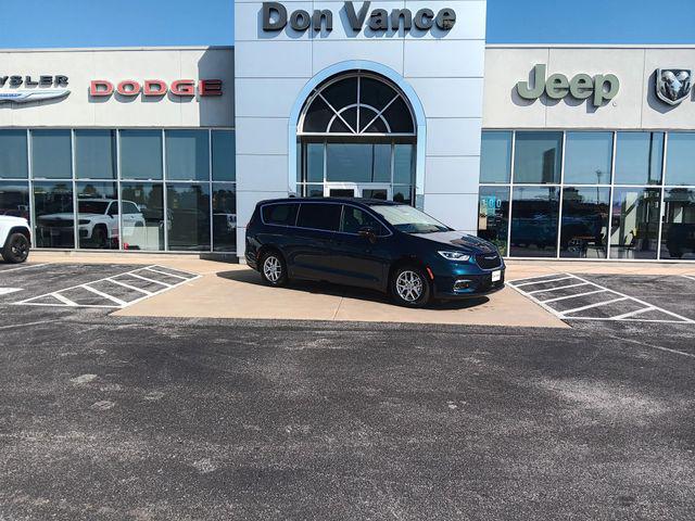 2025 Chrysler Pacifica PACIFICA SELECT