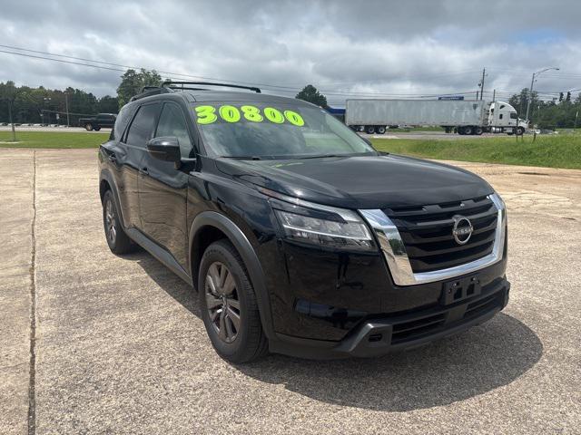 2022 Nissan Pathfinder SV 4WD