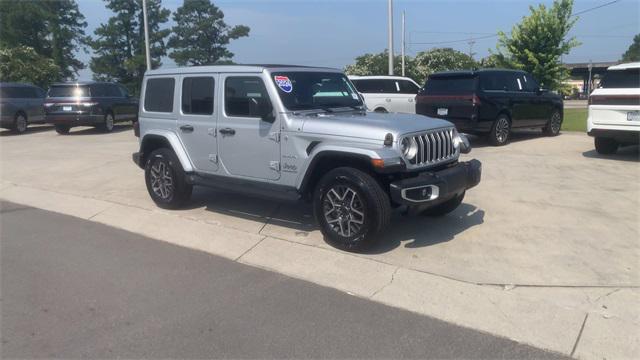2024 Jeep Wrangler 4-Door Sahara 4x4