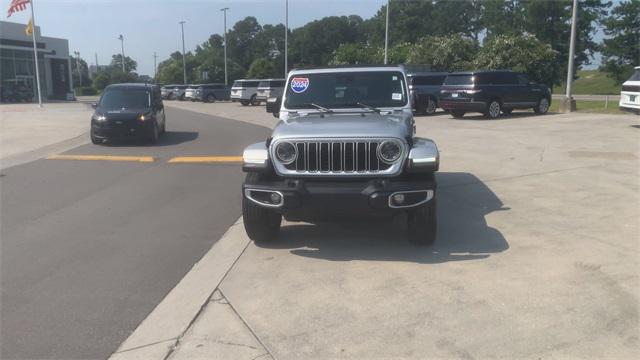 2024 Jeep Wrangler 4-Door Sahara 4x4