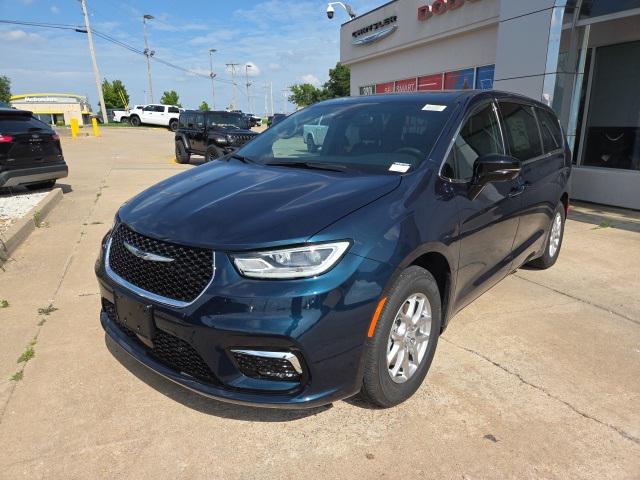 2025 Chrysler Pacifica PACIFICA SELECT