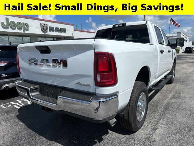 2025 RAM 2500 Tradesman Crew Cab 4x4 64 Box