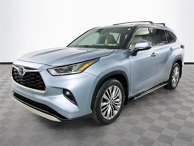 2022 Toyota Highlander Platinum