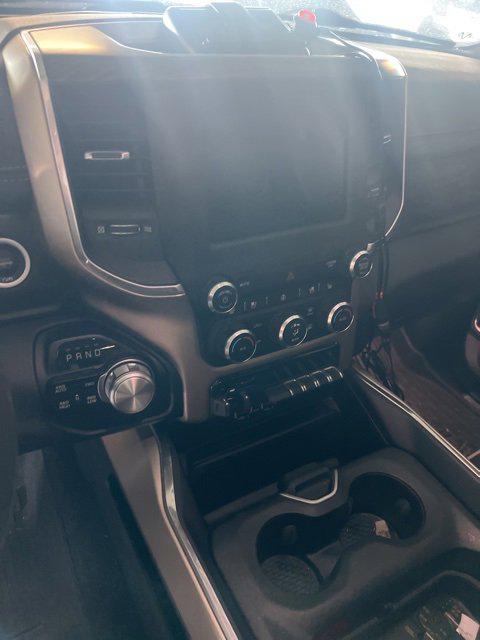 2020 RAM 1500 Laramie Crew Cab 4x4 57 Box