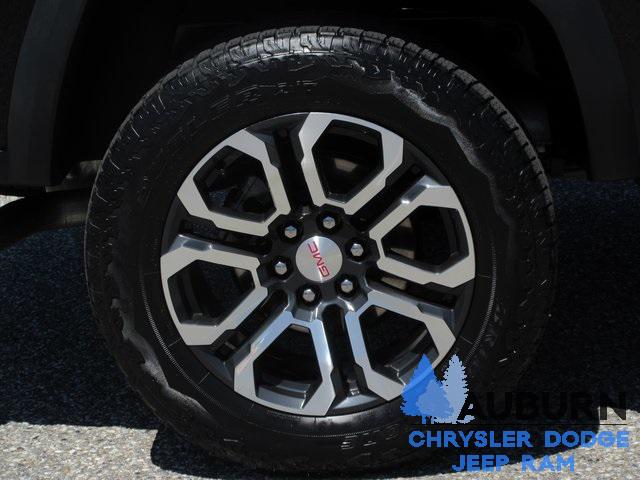 2023 GMC Canyon 4WD Crew Cab Short Box AT4