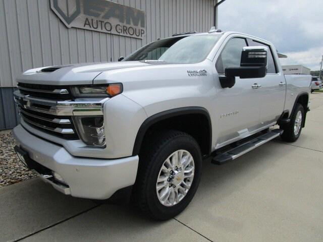 2022 Chevrolet Silverado 2500HD 4WD Crew Cab Standard Bed High Country