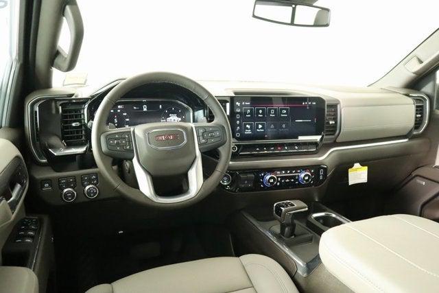 2025 GMC Sierra 1500 4WD Crew Cab Short Box SLT