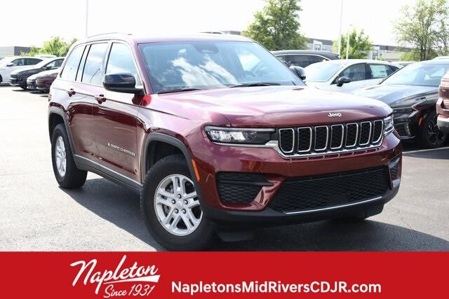 2023 Jeep Grand Cherokee Laredo 4x4