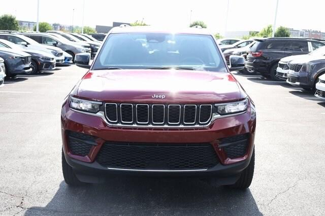 2023 Jeep Grand Cherokee Laredo 4x4