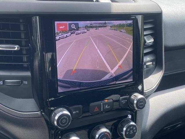 2025 RAM Ram 1500 RAM 1500 TRADESMAN CREW CAB 4X4 57 BOX