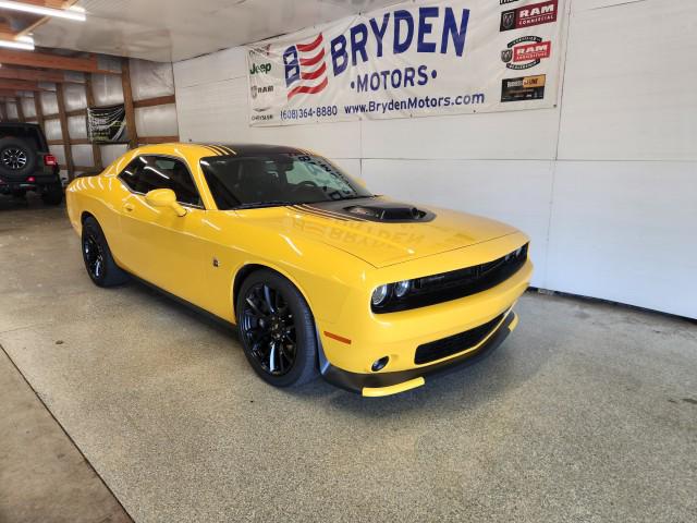 2017 Dodge Challenger 392 Hemi Scat Pack Shaker