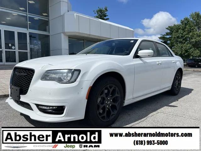 2023 Chrysler 300 Touring L AWD