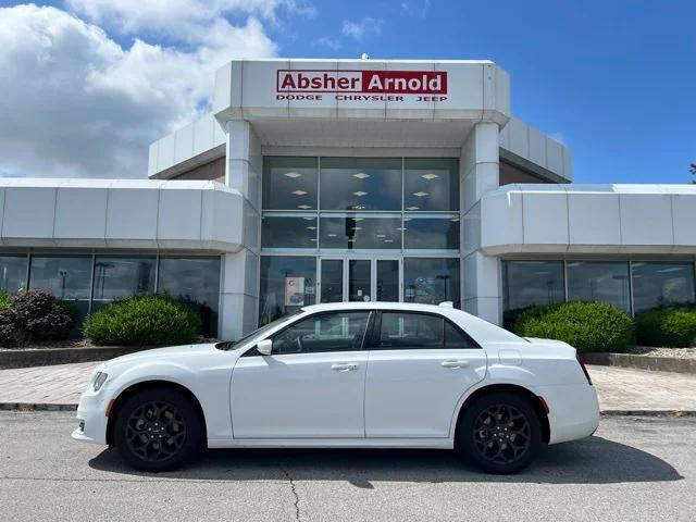 2023 Chrysler 300 Touring L AWD