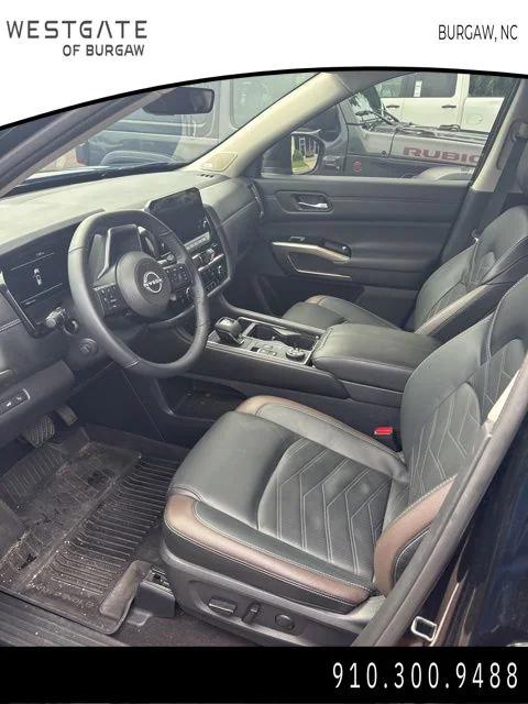 2024 Nissan Pathfinder Platinum 4WD