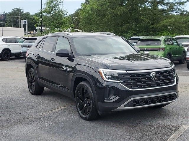 2025 Volkswagen Atlas Cross Sport 2.0T SE w/Technology