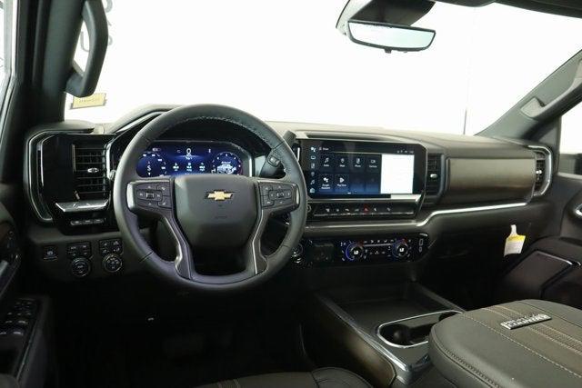 2025 Chevrolet Silverado 2500HD 4WD Crew Cab Standard Bed High Country