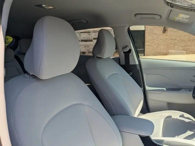 2025 Hyundai Kona SEL Convenience