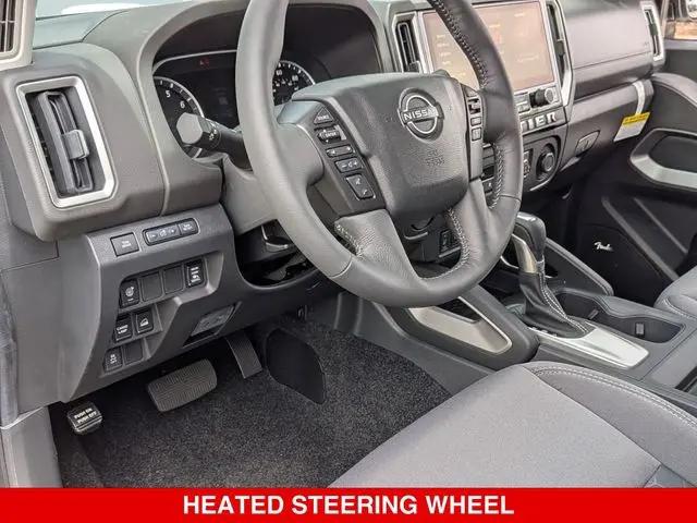2025 Nissan Frontier Crew Cab SV 4x4