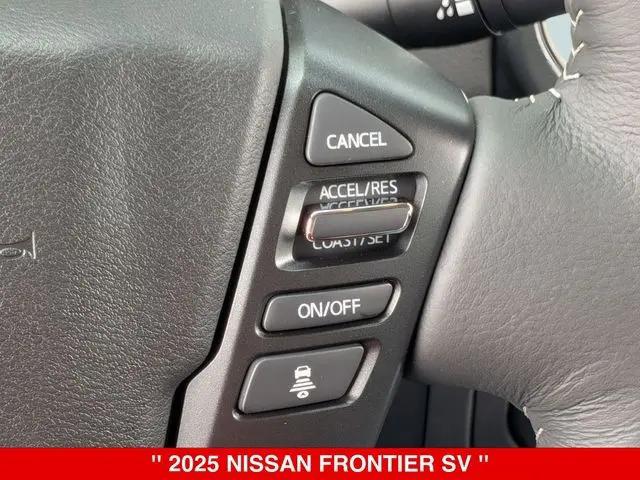 2025 Nissan Frontier Crew Cab SV 4x4