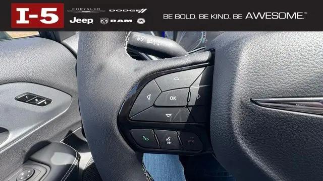 2025 Chrysler Pacifica Limited AWD