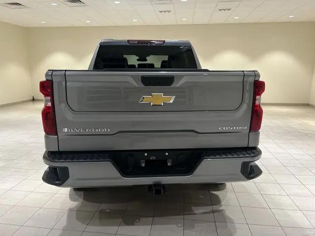 2025 Chevrolet Silverado 1500 2WD Crew Cab Short Bed Custom