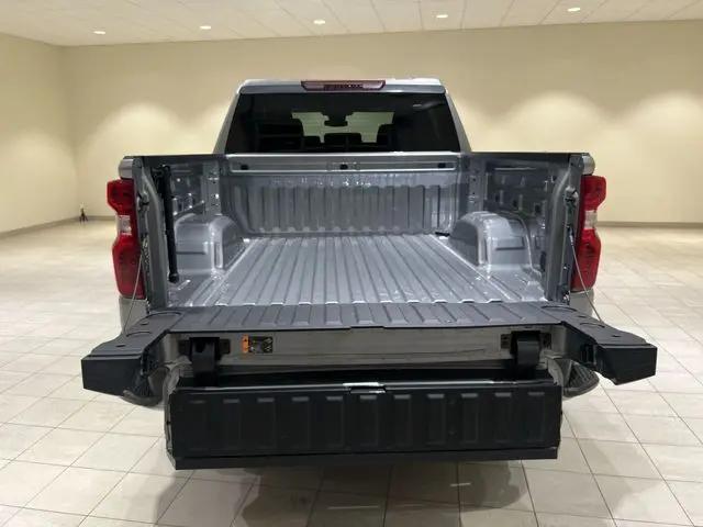 2025 Chevrolet Silverado 1500 2WD Crew Cab Short Bed Custom