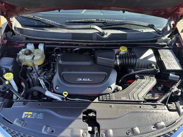 2017 Chrysler Pacifica Touring-L