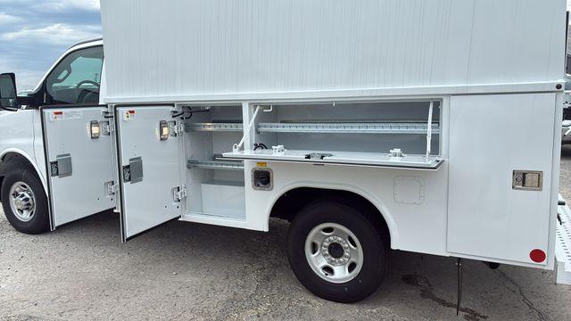 2025 Chevrolet Express Cutaway Work Van