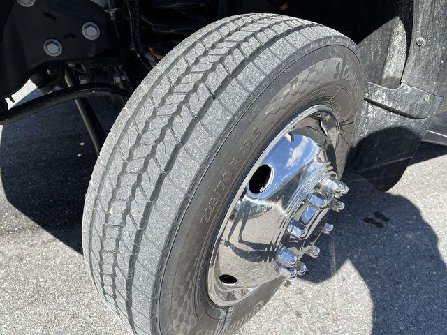 2025 Ford F-550 XL