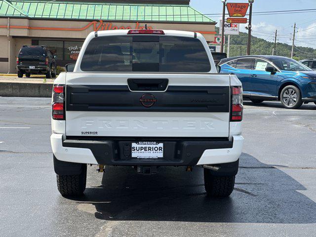 2025 Nissan Frontier Crew Cab PRO-4X 4x4