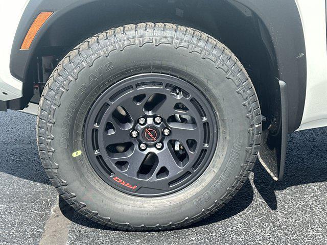 2025 Nissan Frontier Crew Cab PRO-4X 4x4