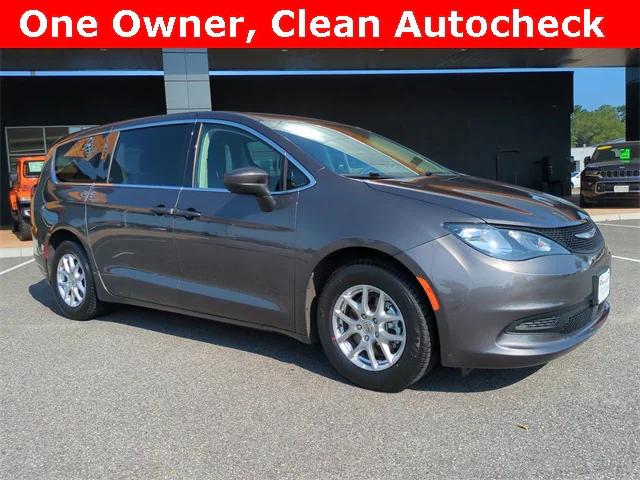 2023 Chrysler Voyager LX