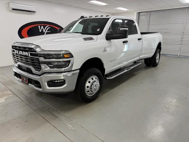 2025 RAM Ram 3500 RAM 3500 LONE STAR CREW CAB 4X4 8 BOX