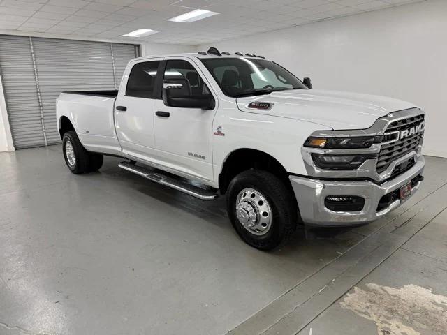 2025 RAM Ram 3500 RAM 3500 LONE STAR CREW CAB 4X4 8 BOX