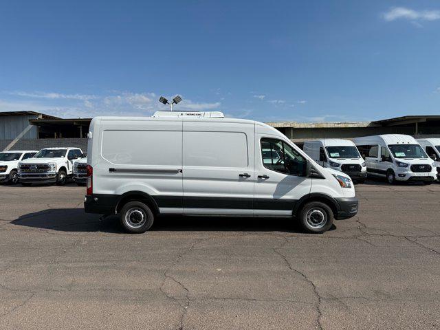 2025 Ford Transit Cargo Van T-250 148" Med Rf 9070 GVWR RWD