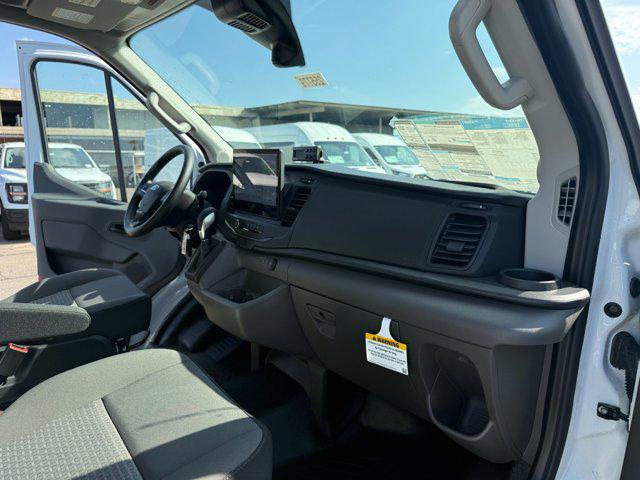 2025 Ford Transit Cargo Van T-250 148" Med Rf 9070 GVWR RWD