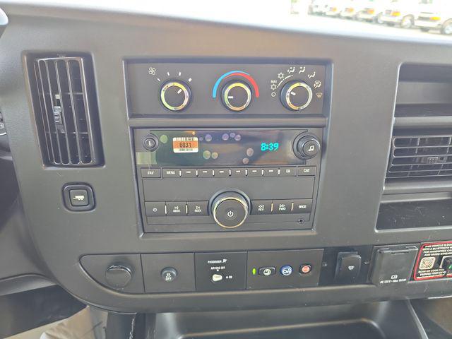 2025 GMC Savana Cutaway Work Van