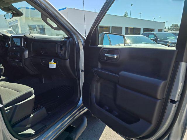 2025 Chevrolet Silverado 1500 4WD Crew Cab Short Bed Custom