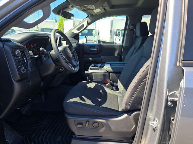 2025 Chevrolet Silverado 1500 4WD Crew Cab Short Bed Custom