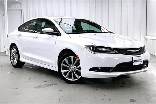 2015 Chrysler 200 S