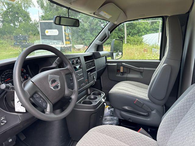 2025 GMC Savana Cutaway Work Van