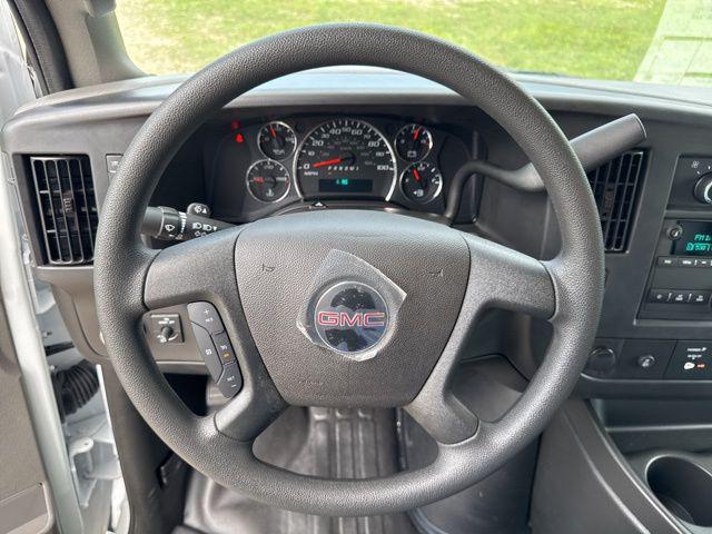 2025 GMC Savana Cutaway Work Van