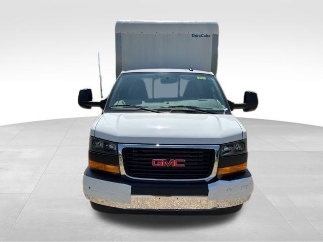 2025 GMC Savana Cutaway Work Van